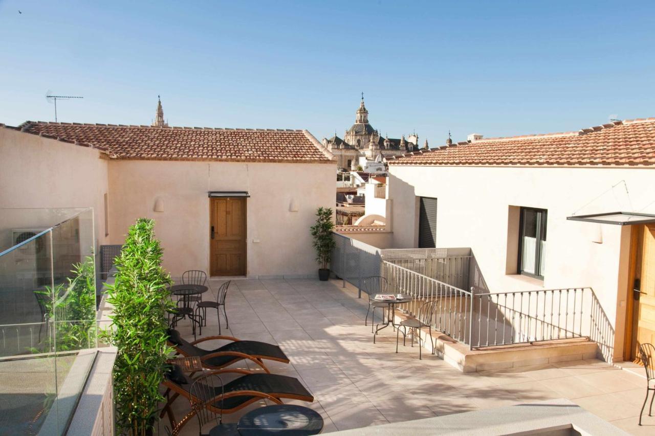 Isg Apartments Cedaceros 12 Sevilla Exteriör bild