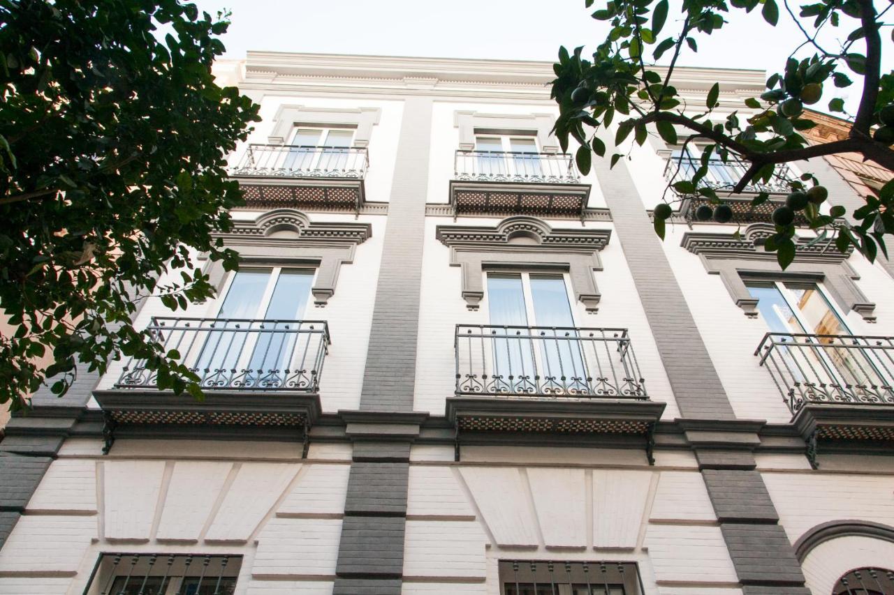 Isg Apartments Cedaceros 12 Sevilla Exteriör bild
